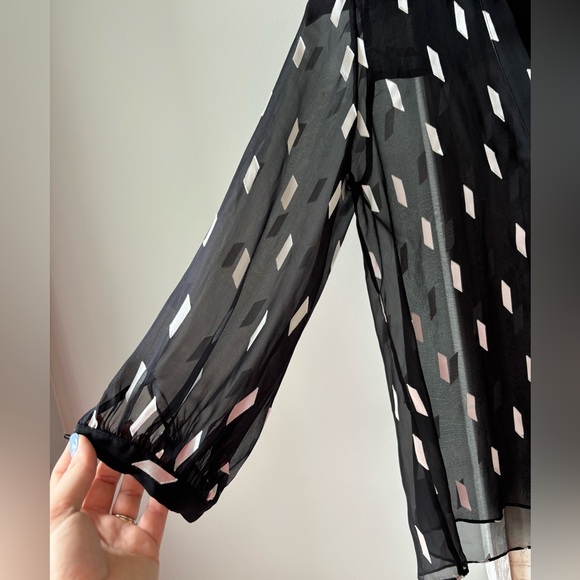 Alice + Olivia sheer black blouse - Picture 4 of 10